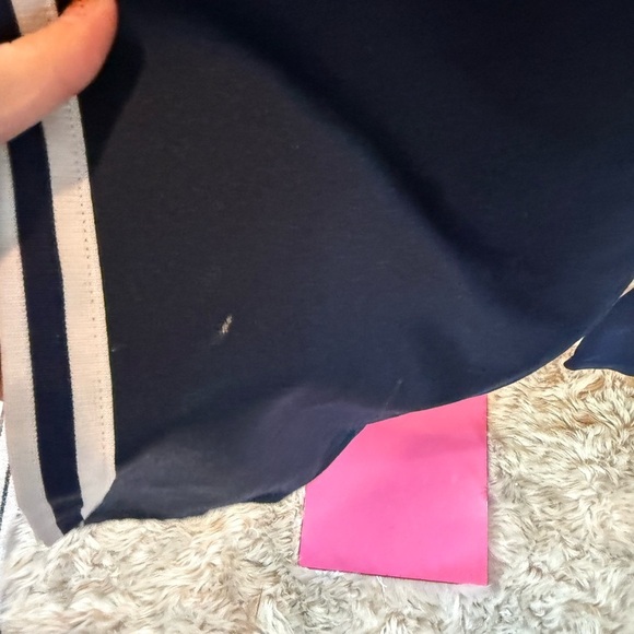 VINTAGE Adidas Navy Blue Track Pants with White Stripes men’s medium - Picture 4 of 6